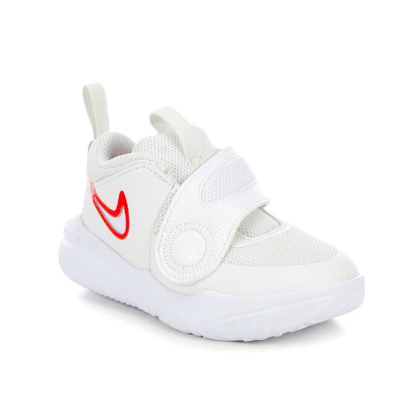 Nike Other - Nike boys basketball white sneakers